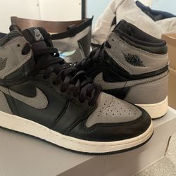 Jordan 1 shadow size 6.5