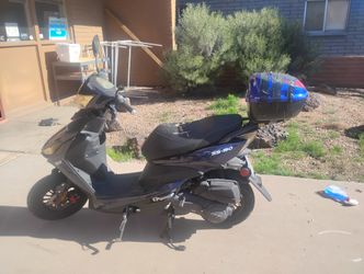 Amigo SS-150 Scooter