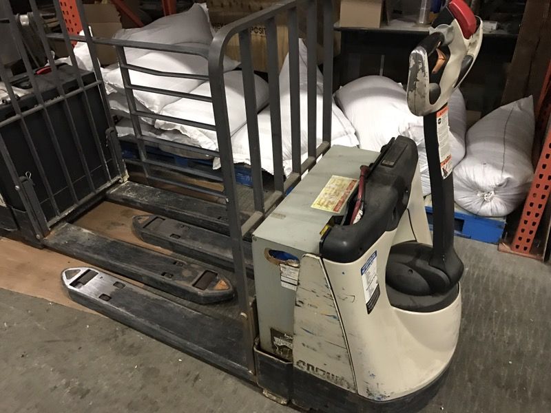 Crown Electric Pallet Jack / Used