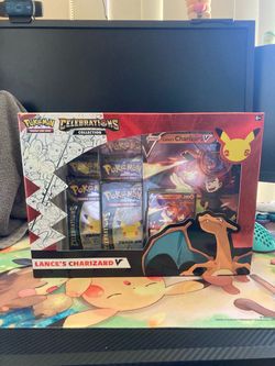 Pokémon Celebrations Lance’s Charizard Collection