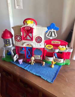 Kids Fisher Price Little people Caring Farm