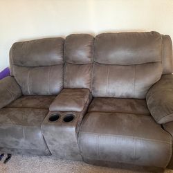 Set recliner couches