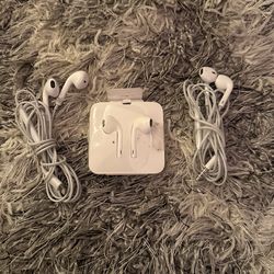 Genuine Apple Earphones