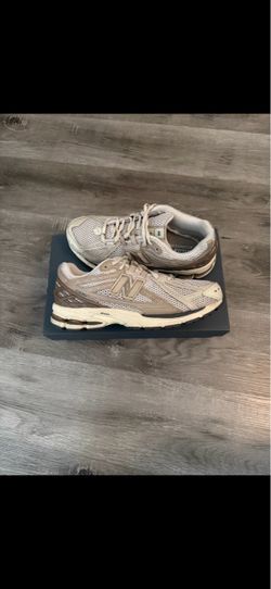 New Balance Lifestyle Sneakers Size 8