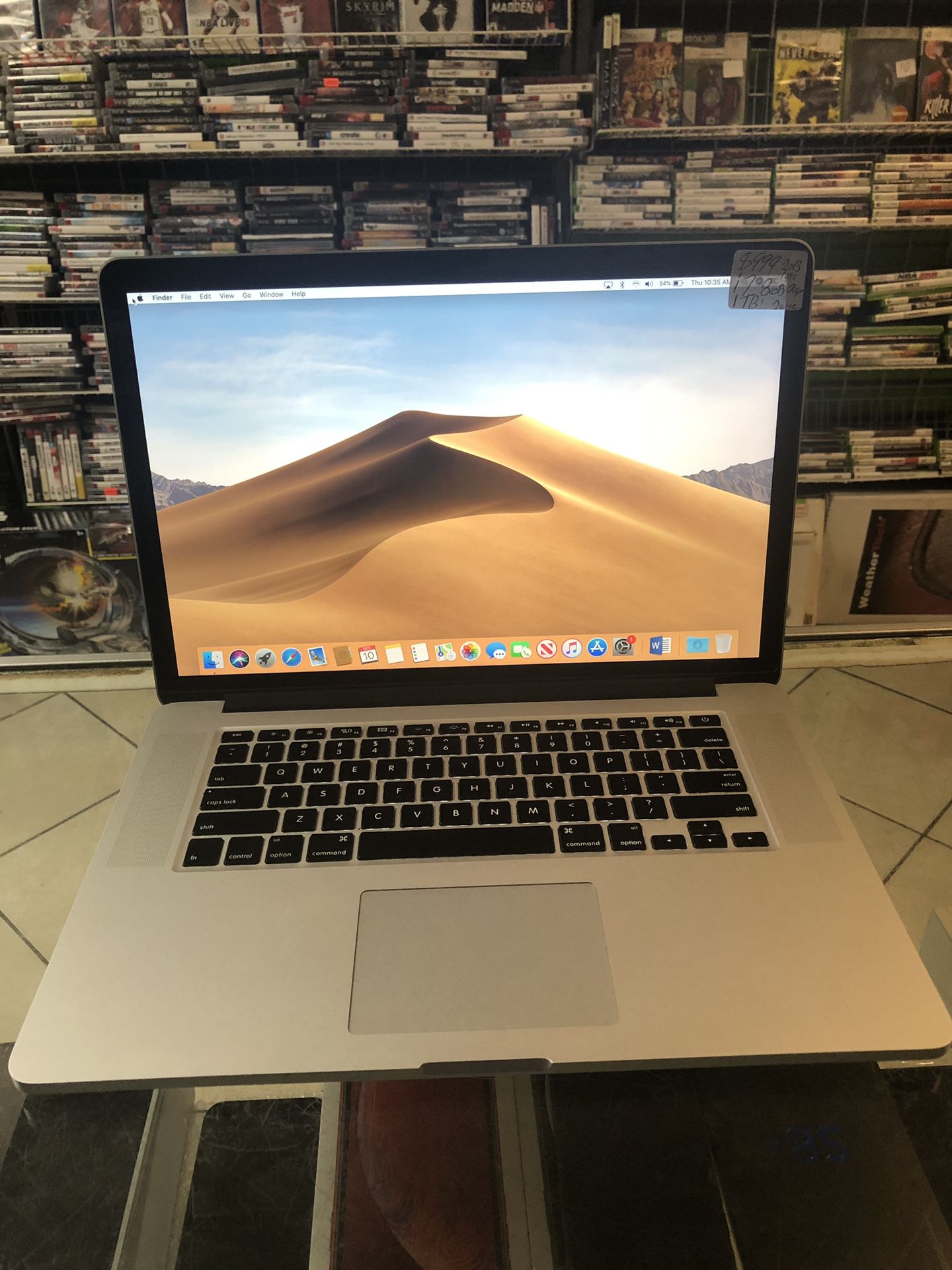 MacBook Pro 1tb i 8gb late 2013 great condition
