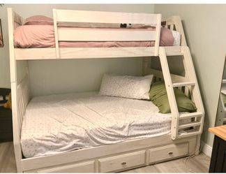 Wooden Bunk Bed - Twin over Full