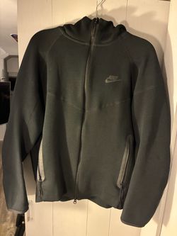 Men’s Nike tech hoodie Windrunner