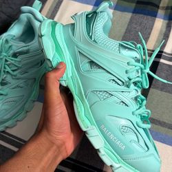 Authentic Balenciaga Track Runner 