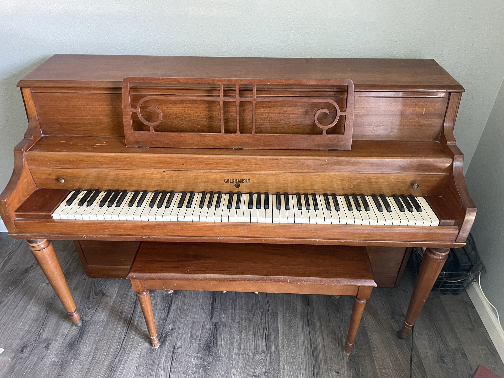 Gulbransen Piano