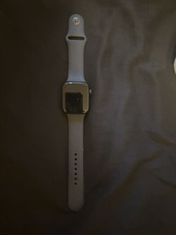 Apple Watch SE 44