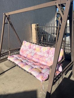 Patio swingset