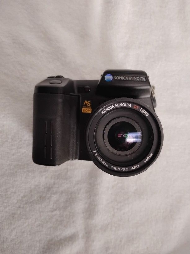 Old Clean Konika Minolta AS Anti-Shake 8.0M Camera With GT Lens 