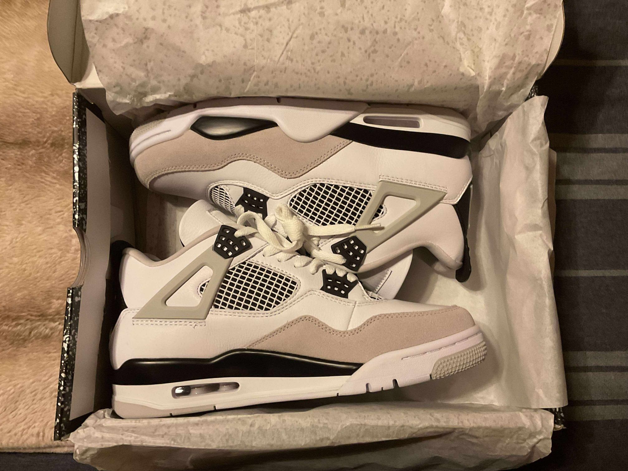 Air Jordan 4 Military Black
