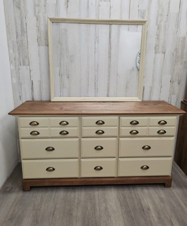Solid Maple 9-Drawer Dresser 