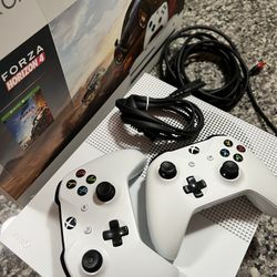 Xbox One S - 1 TB Excellent Condition