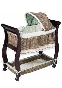 Carter's Classic Comfort Wood Bassinet