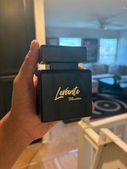 Levante Blue Intense 🍋🪵