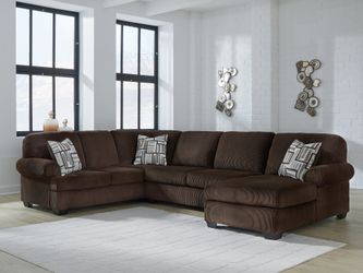 Kimlee Chocolate 3-Piece Sectional with Right Chaise (Online Special Price)
