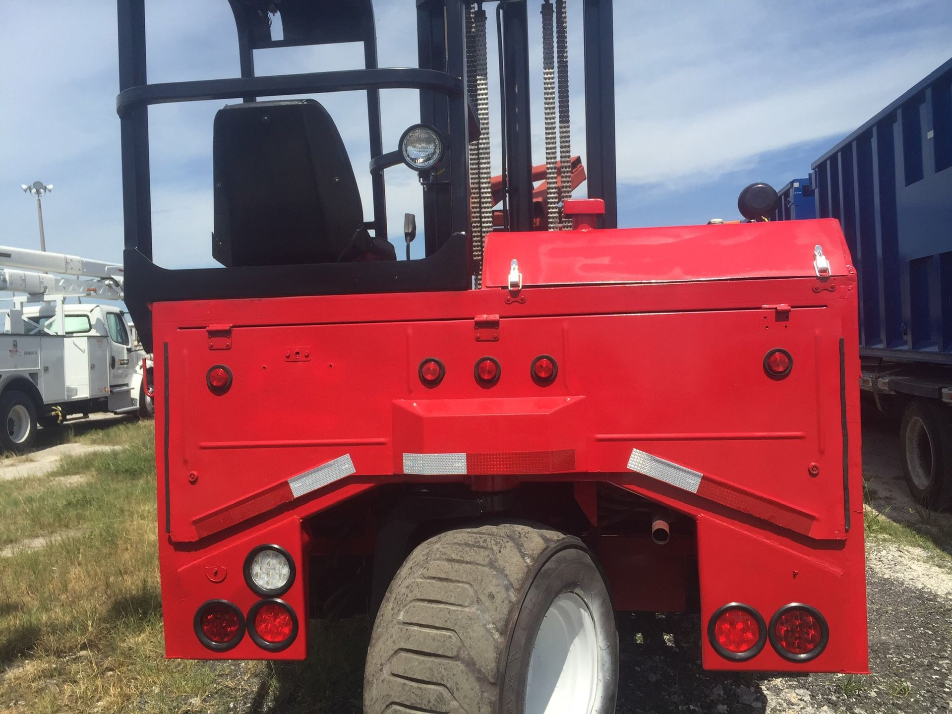Forklift Moffett Piggyback 5000 lift diesel Engine 12'mast - $11500 (Orlando, FL.)