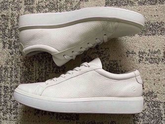 ECCO Women's Soft 7 Limited Edition in White size 41