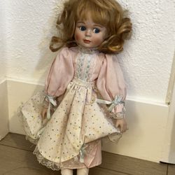 Porcelain Antique Doll Collectible 