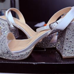Betsy Johnson -Silver Rhinestone Heels