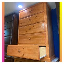 5 drawers dresser / Five drawers dresser
