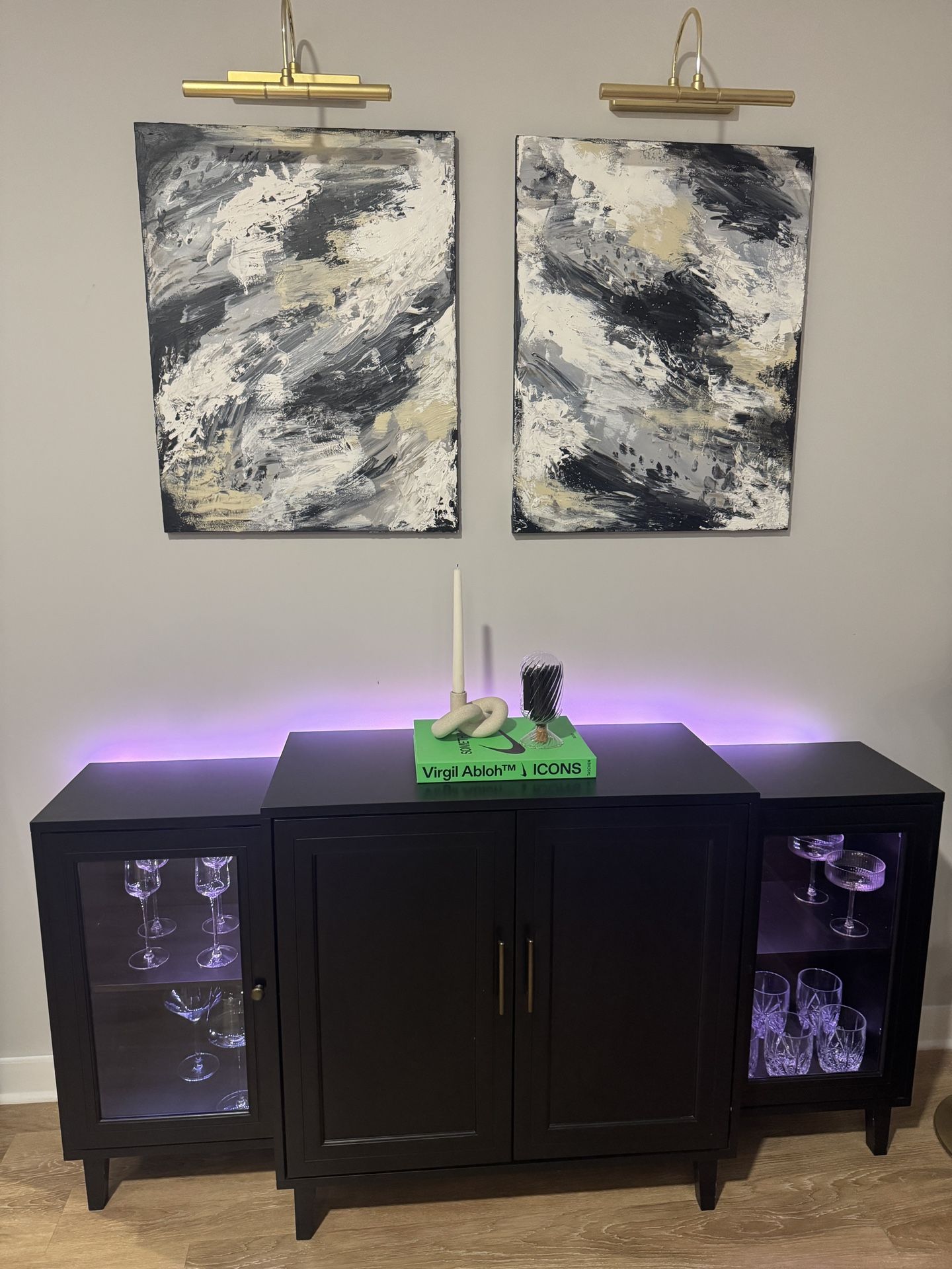 Sideboard / Buffet with Glass Cabinets & LEDs – Black