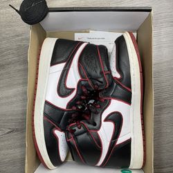 Jordan 1 High “Bloodline” Size 10.5 In Men