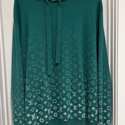 Louis Vuitton 23AW Rm232Q USO HNN45W Monogram Gradient Knit Hoodie Men's Used but in excellent condition size XXL and of course 100% authentic LV