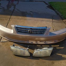 Toyota front bumper and headlights