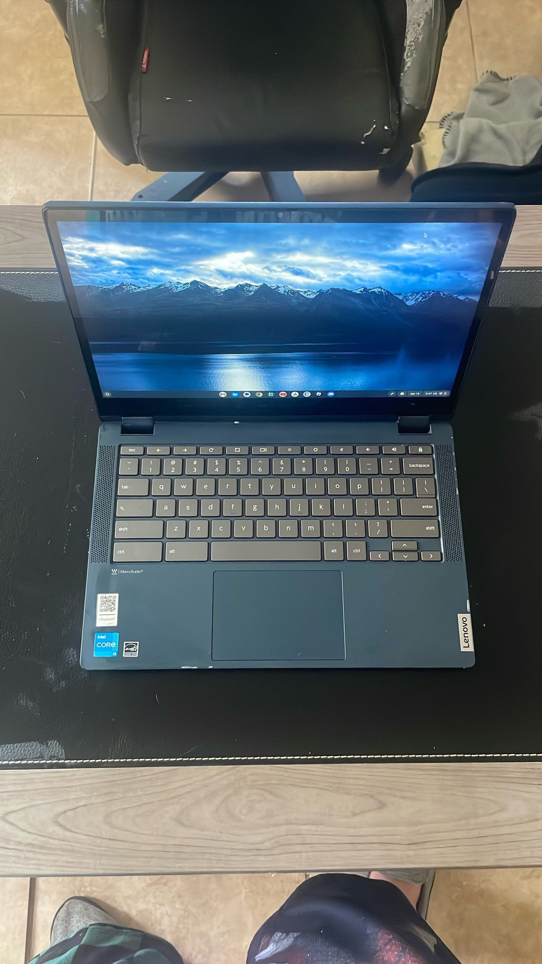 Lenovo touchscreen Chromebook