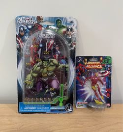 Marvel Avengers Assemble Pinball Game & Miniature Alliance Iron Man Figure