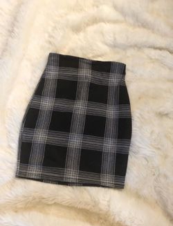 Pattern skirt size small