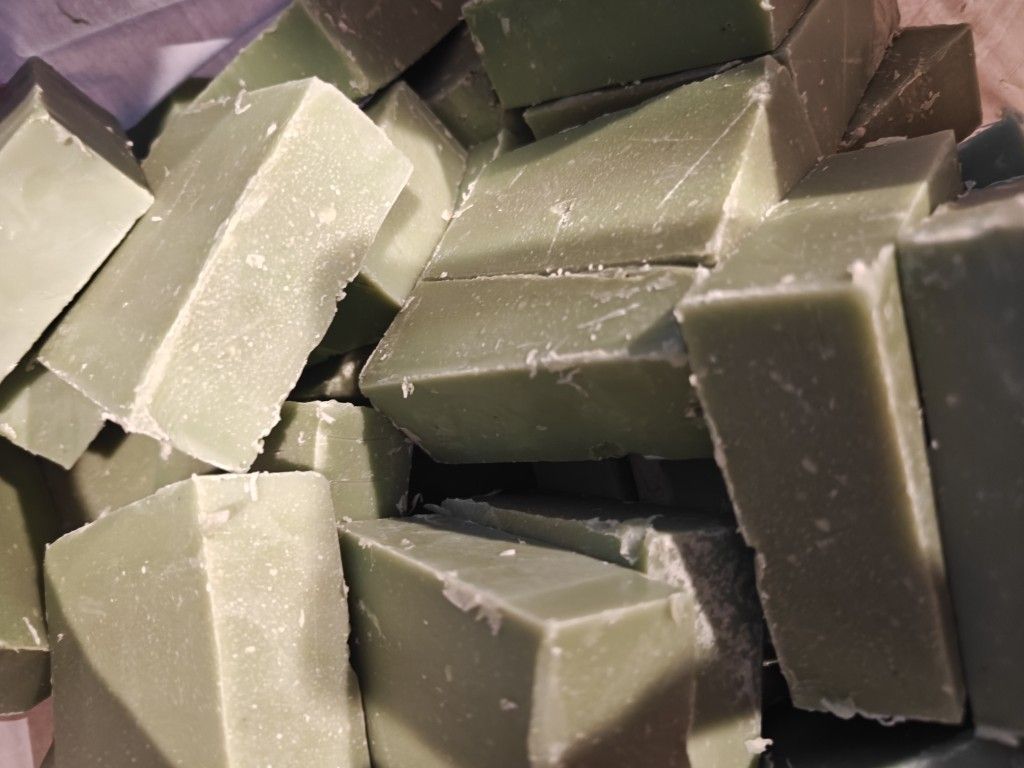 Dr.Squatch Rainforest Rapids Soaps No Box 