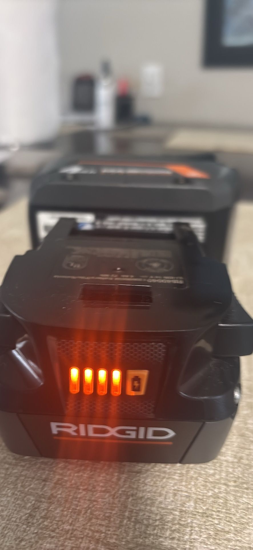 Ridge 18 V Batteries