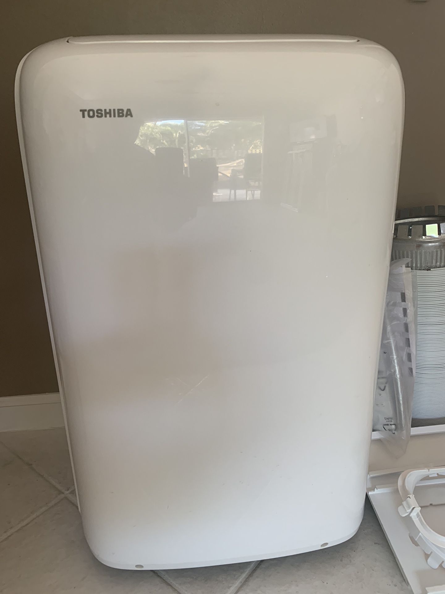 Toshiba Portable A/C - 8000 BTU