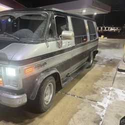 1990 Chevy G20 