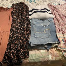 Women’s Clothing 15 Pieces