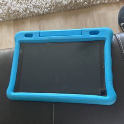 AMAZON FIRE KIDS TABLET WITH BLUE COVER