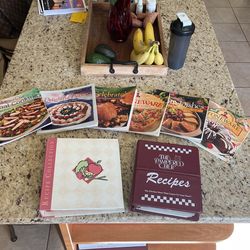 Pampered Chef Cookbooks And Recipe Binders 