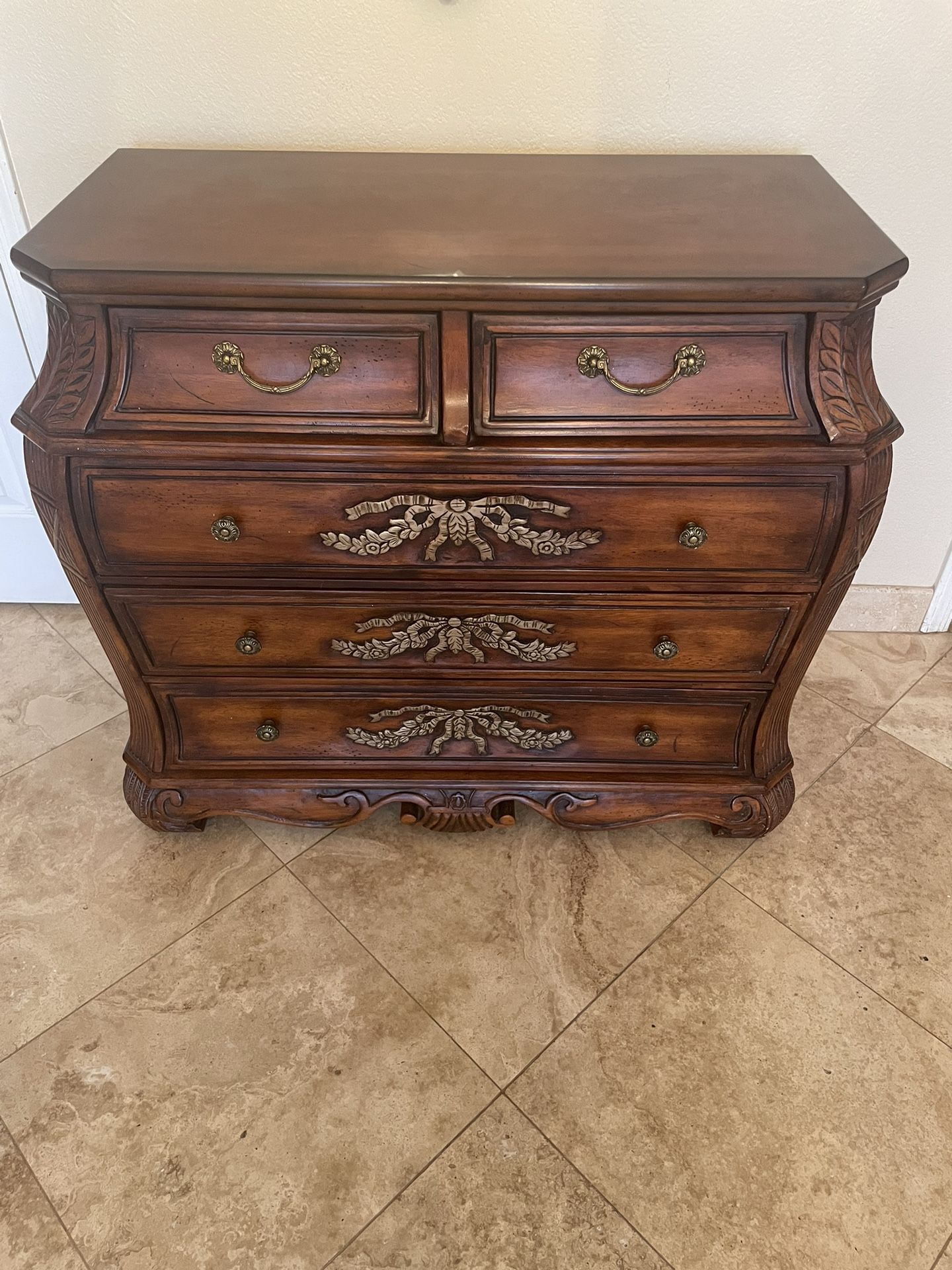 Ashley Bombay Chest