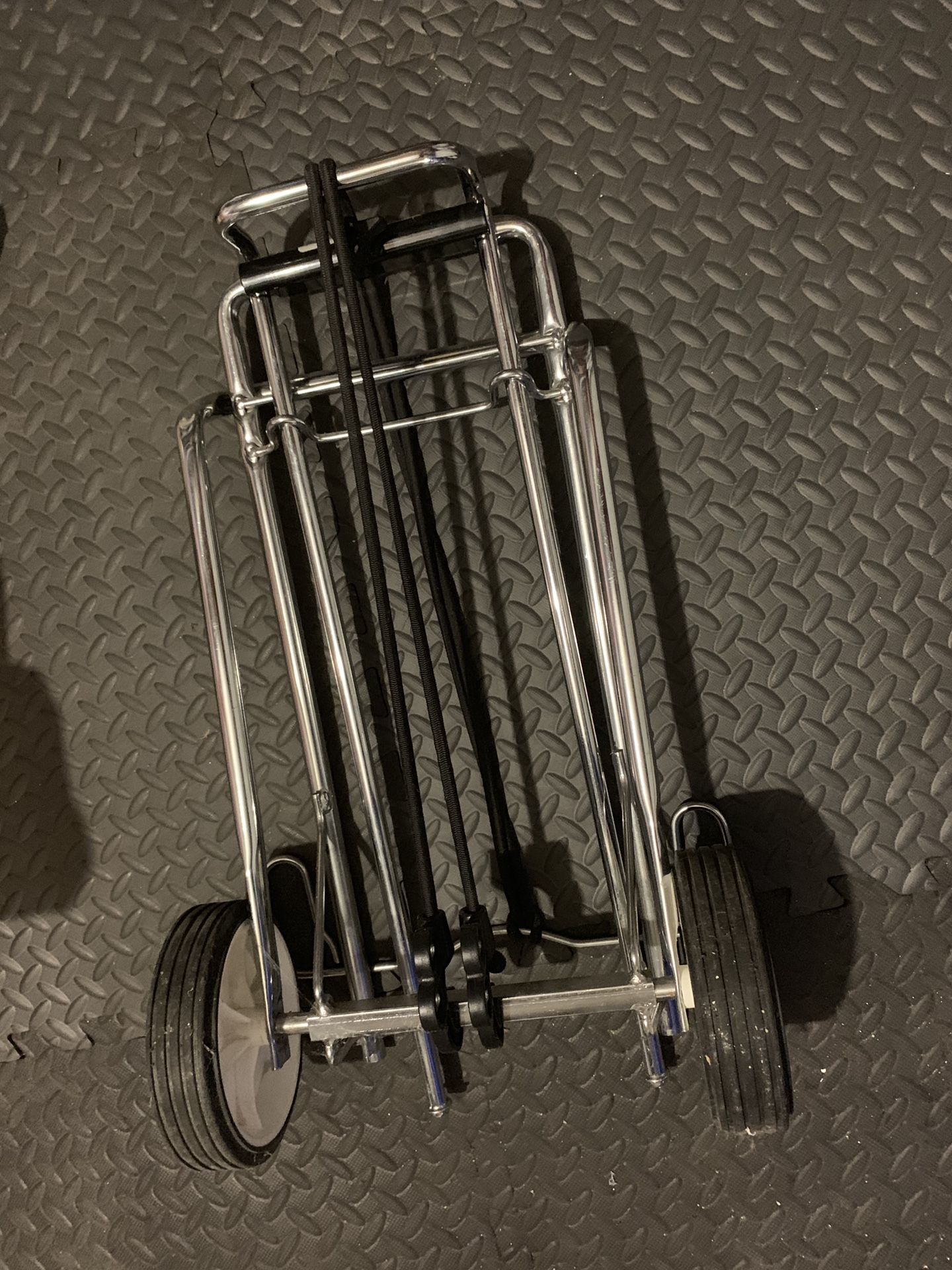 folding hand truck