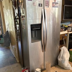 Whirlpool Refrigerator