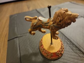 THE GOLDEN AGE OF THE CAROUSAL, DENTZEL'S-LION ( CIRCA 1910