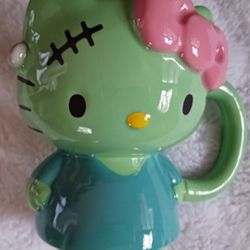 LKNW Silver Buffalo SanRio Hello Kitty Frankenstein 3D  Cup Mugs 20 Ozs. P/U ONLY 117
