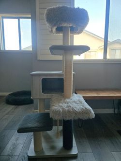 Cat tree