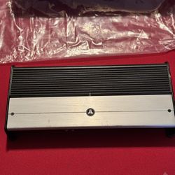 JL Audio Car Stereo Amplifier **LIKE NEW**