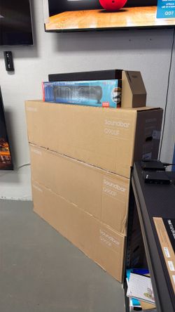 Samsung HW-Q900F 7.1.2 Channel Soundbar And Subwoofer Brand New, Sealed With A 1 Year Manufacturers Warranty
