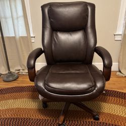 La-Z-Boy Leather Executive Chair, Roasted Chestnut - $125 or Best Offer